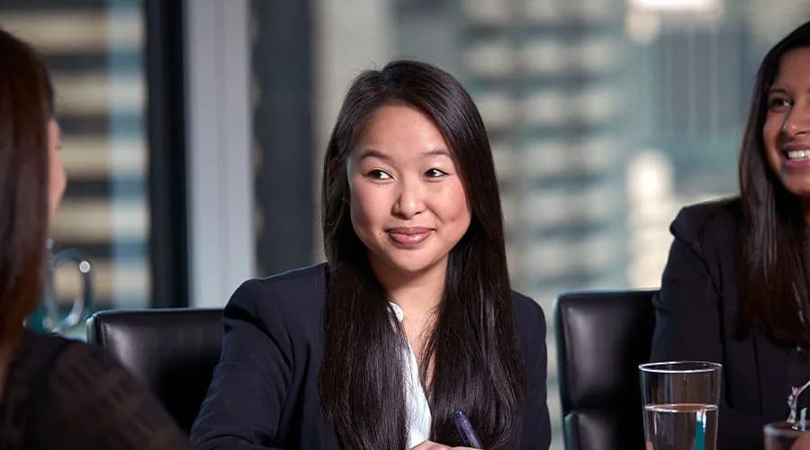  Nhu-Thuy Dinh