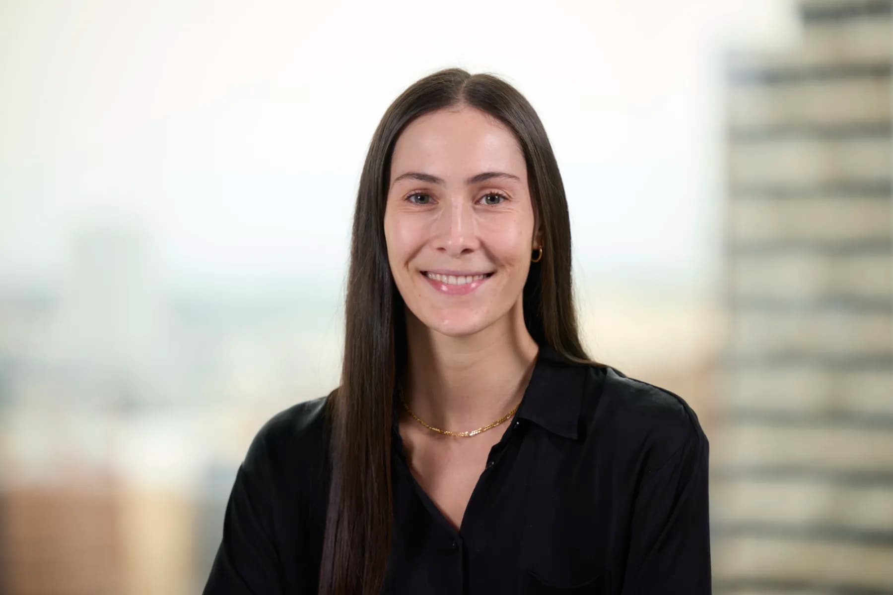  Loren Alderuccio